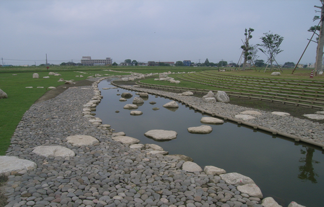 公園工事県事業の写真